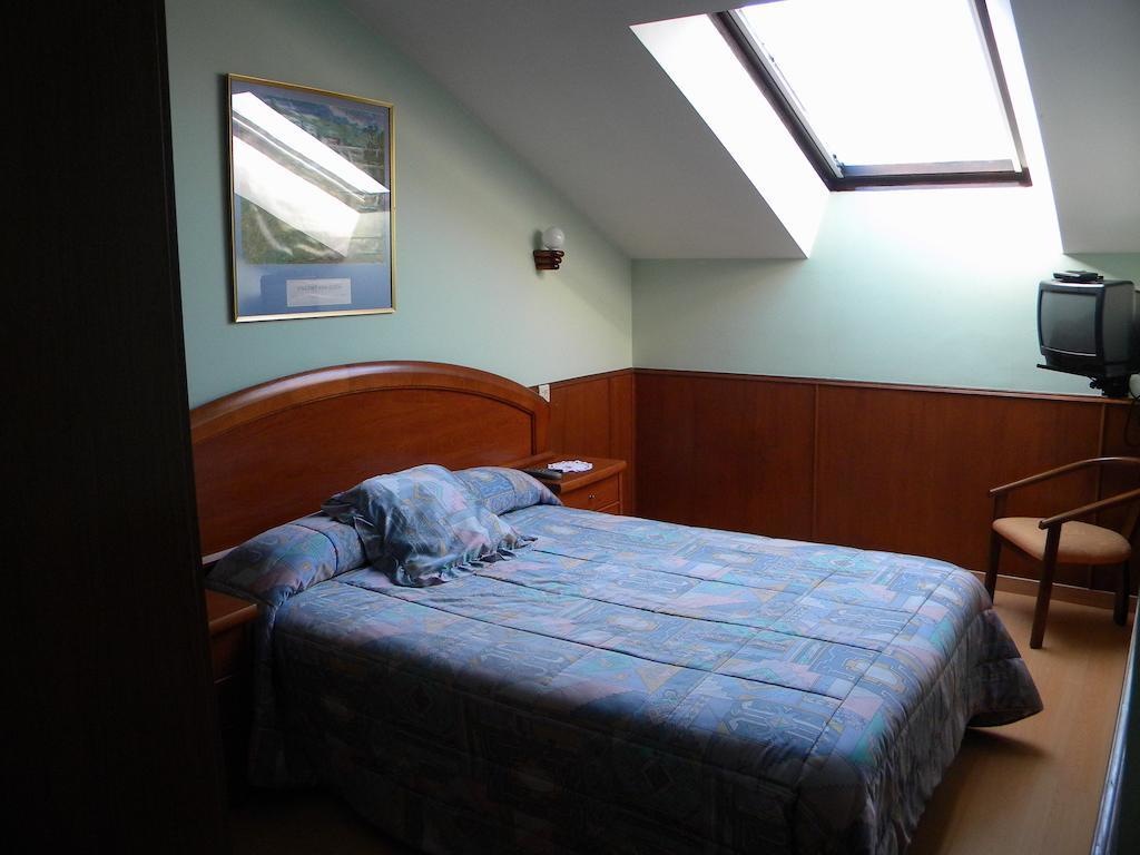 Hotel Solymar Bricia Chambre photo