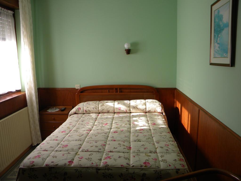 Hotel Solymar Bricia Chambre photo