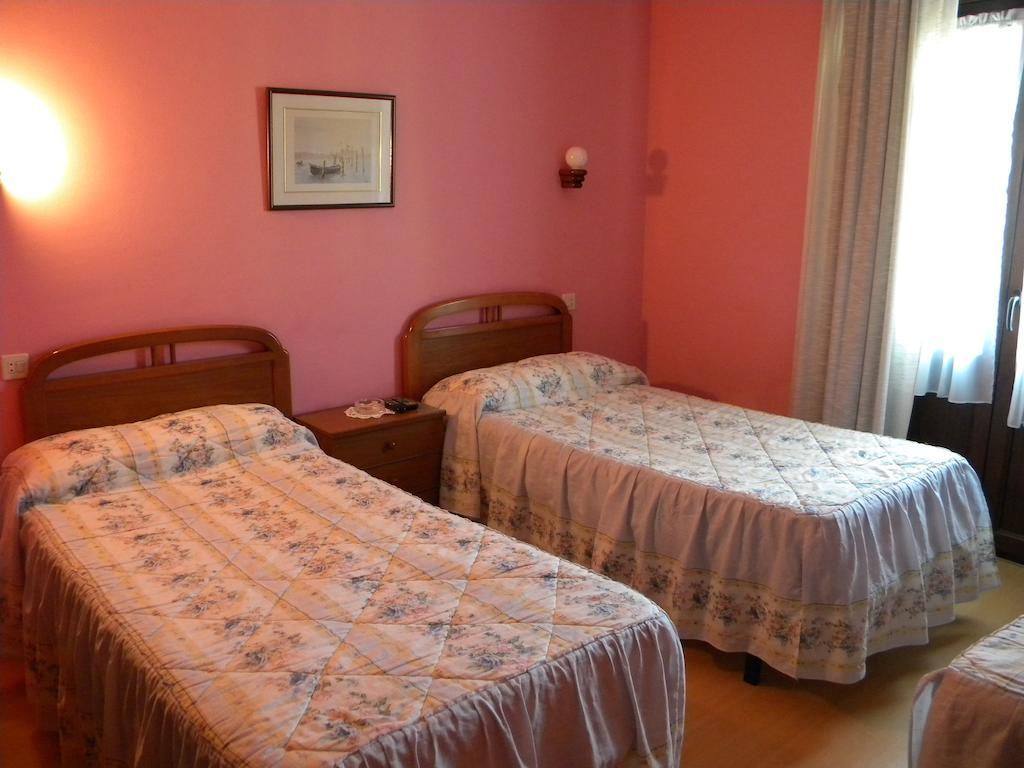 Hotel Solymar Bricia Chambre photo