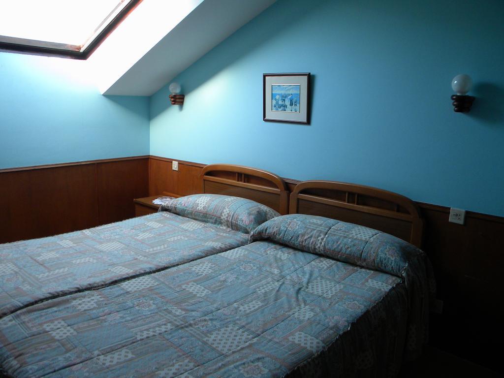 Hotel Solymar Bricia Chambre photo